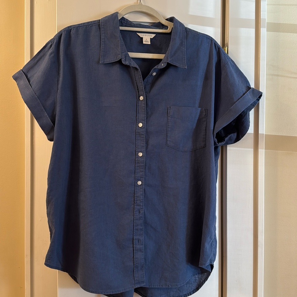 Caslon Navy Blue Short Sleeve Button-Down Shirt